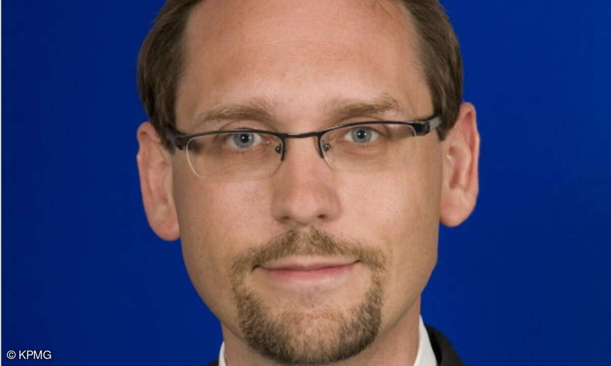 Stefan Hölzner, Prokurist bei KPMG