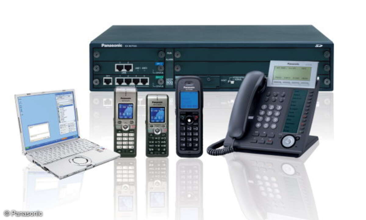 Die KX-NCP500X und KX-NCP500V lassen die Wahl zwischen ISDN und VoIP.