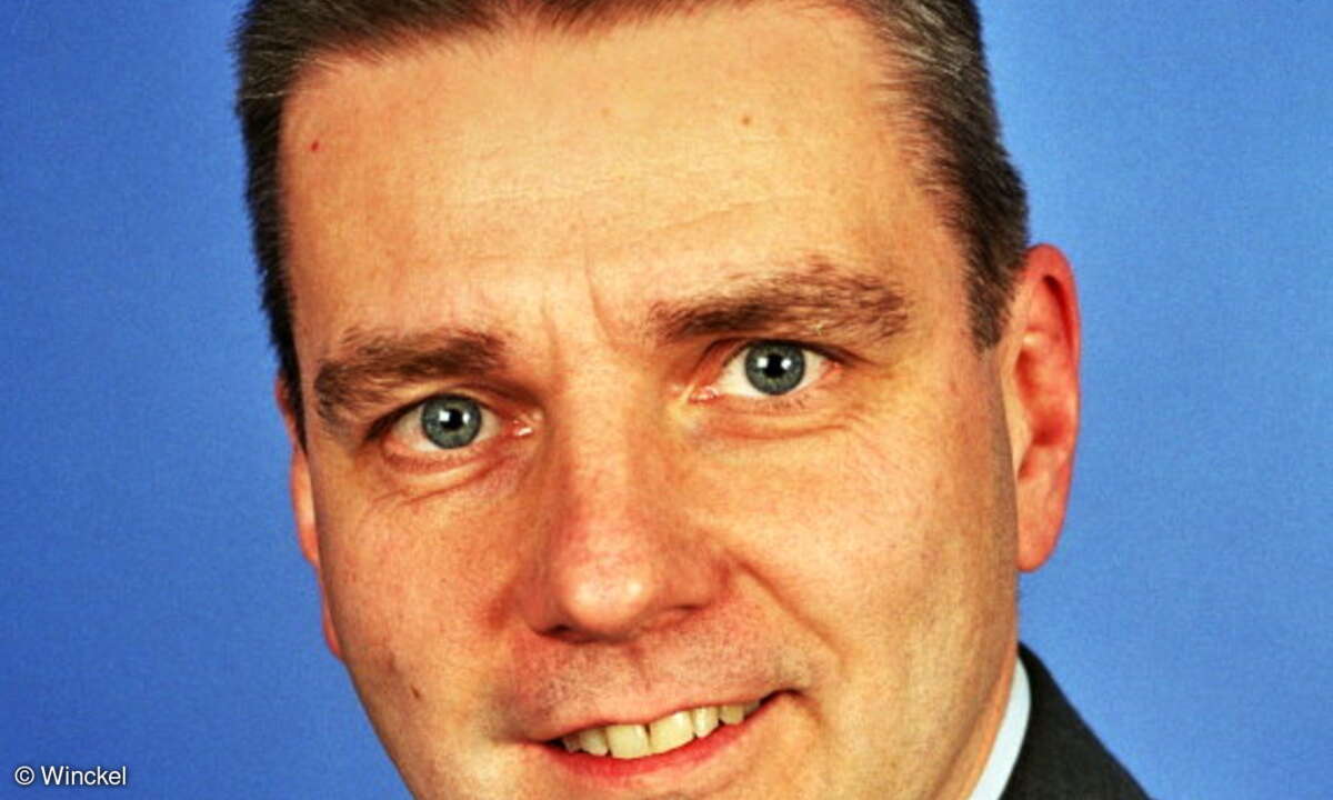 Dr. Erhard Schubert