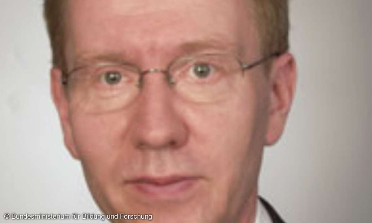 Professor Wolf-Dieter Lukas, Abteilungsleiter beim Bundesministerium für Bildung und Forschung (BMFBF)