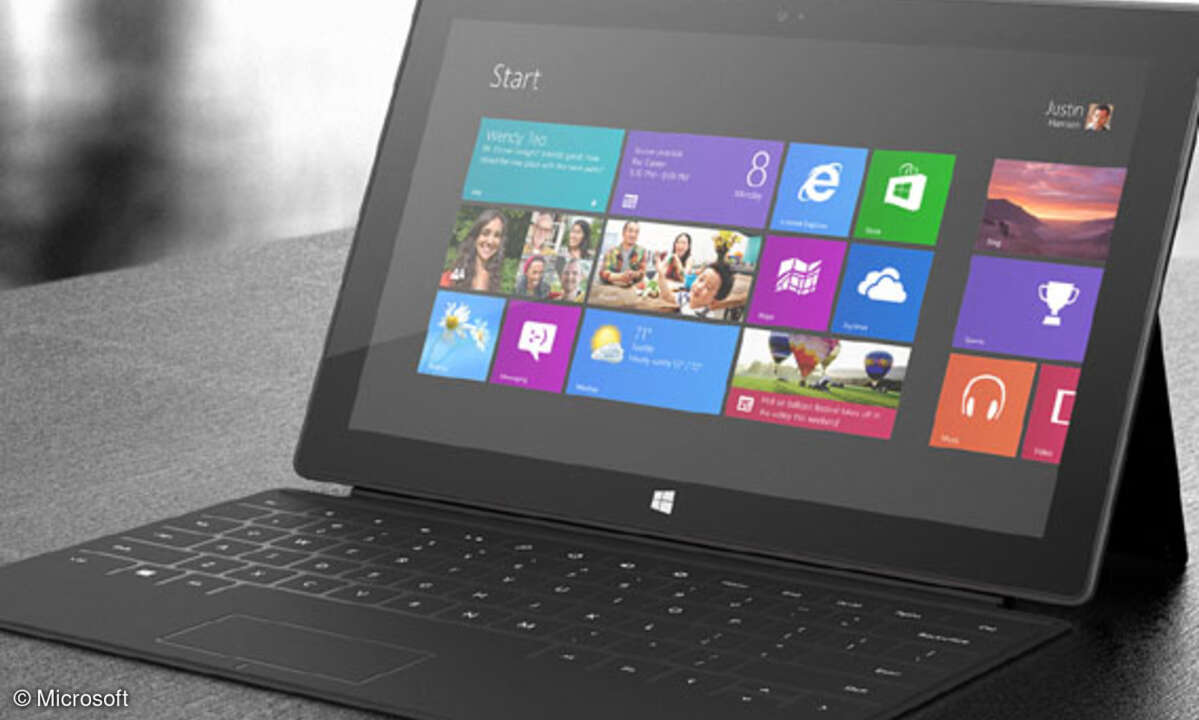 Das Surface-Tablet mit dem dazugehörigen Touch-Cover, das auch als Tastatur dient.