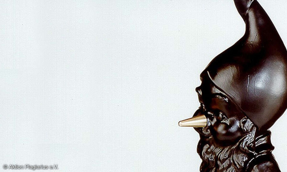 Seit 1977 wird der Plagiarius, der Zwerg mit der goldenen Nase, an Hersteller und Händler besonders dreister Nachahmungen und Fälschungen vergeben.