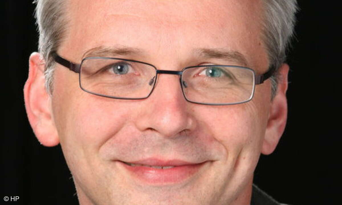 Axel Simon,  Global and Commercial Sales Program Manager, HP Networking