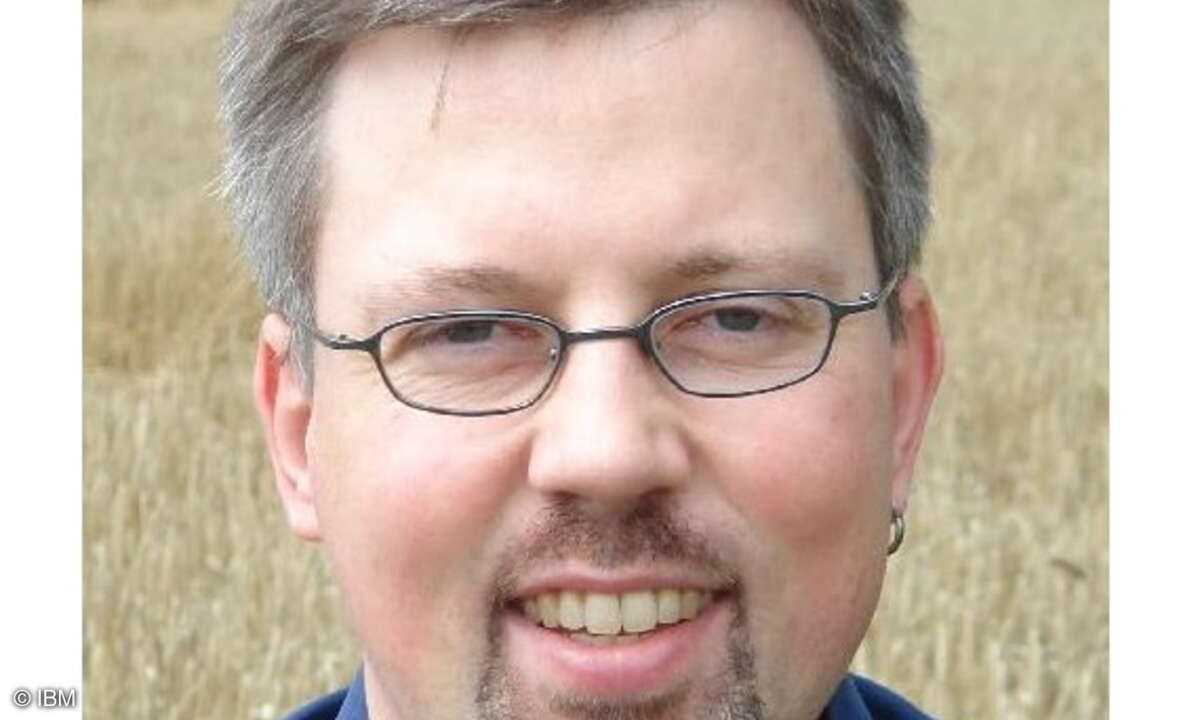 Tom Schwaller,  Linux IT Architect,  IBM System Networking