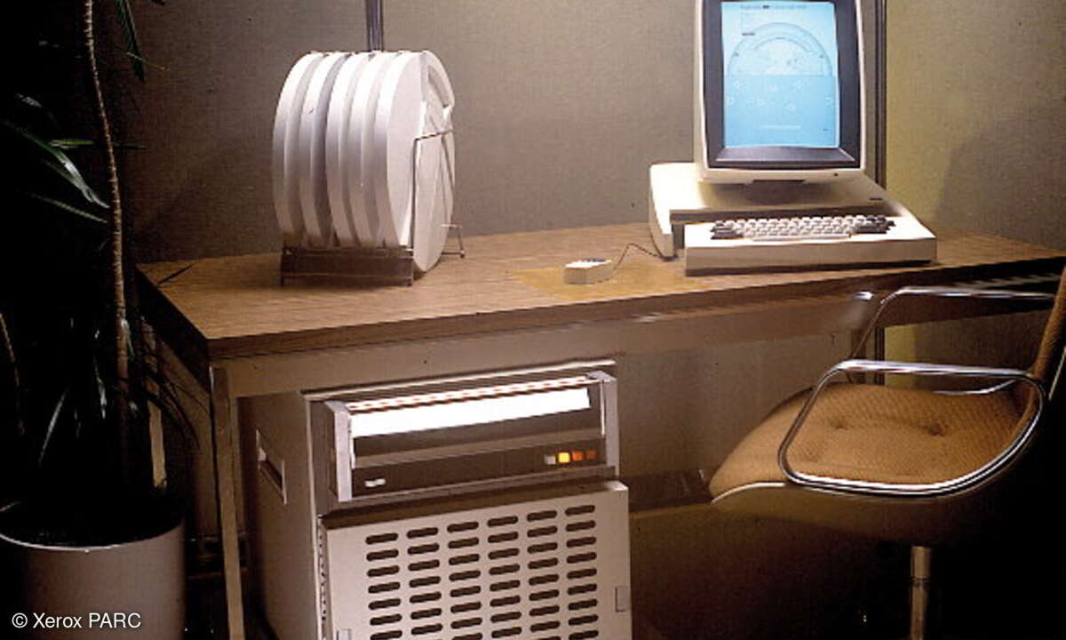 Der Xerox-Alto, der erste bei Xerox PARC per Ethernet vernetzte „Personal-Computer“.