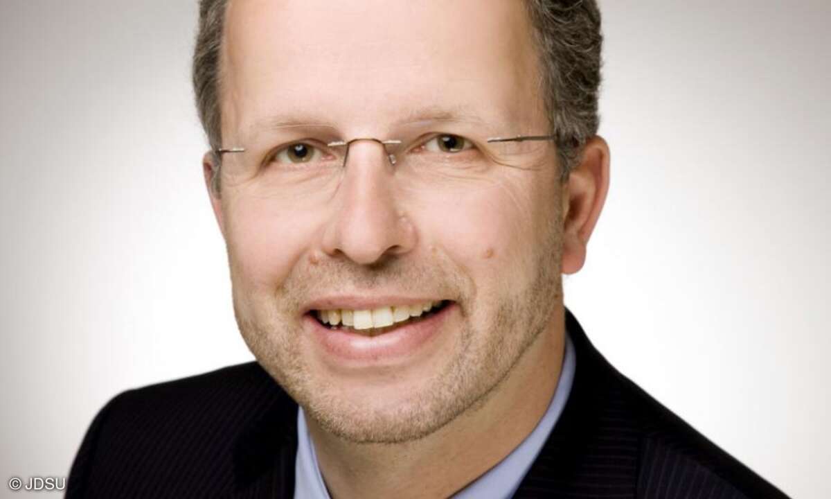 Dr. Lars Friedrich, Vice President & General Manager Carrier Ethernet & Optical Transport, JDSU Network and Service Enablement