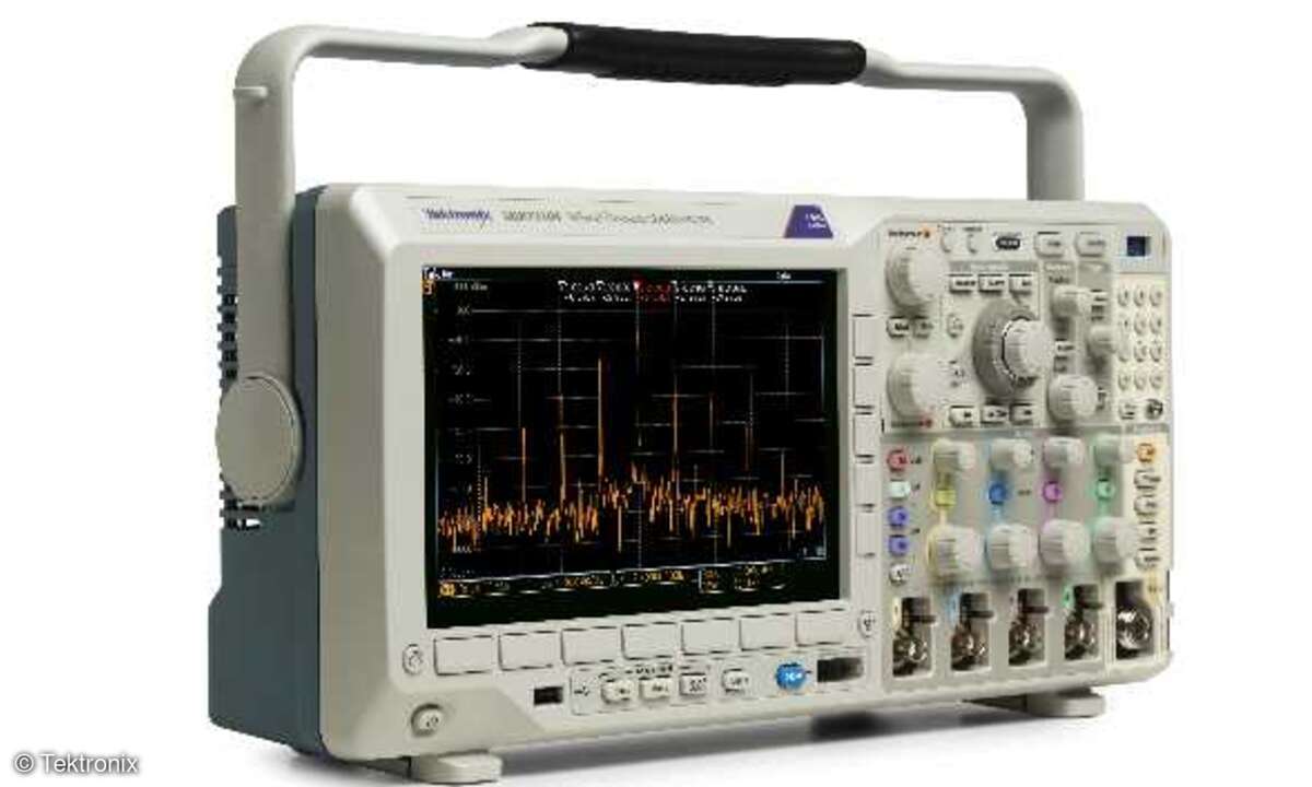 In der Maximalausstattung können die Oszilloskope der MDO3000-Serie von Tektronix einen Spektrumanalysator, Logikanalysator, Protokollanalysator, einen Arbiträr-Funktionsgenerator und ein digitales Voltmeter enthalten.