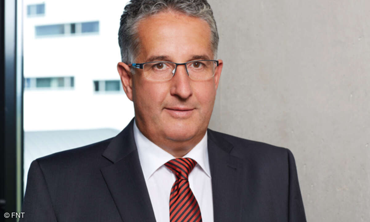 Nikolaus Albrecht, Geschäftsführer von FNT