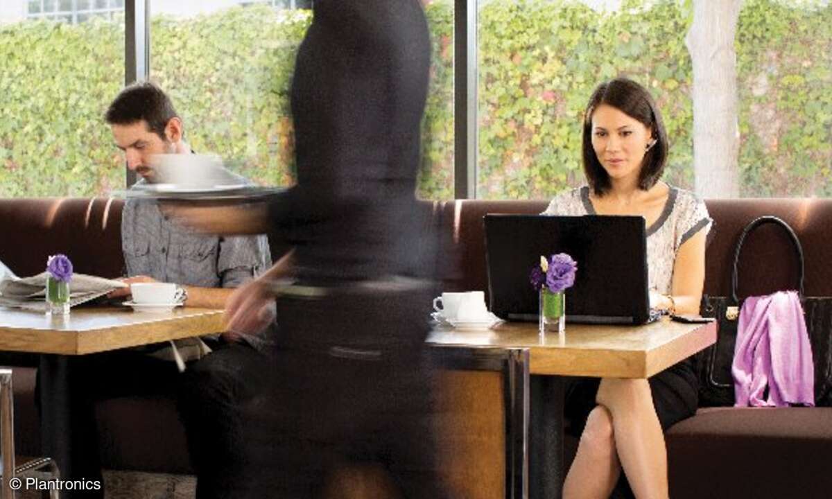 Statt am Schreibtisch arbeiten die Menschen heutzutage vielleicht in Cafés, in Home-Offices oder am Flughafen – und müssen trotzdem erreichbar sein. Selbst jene, die weiterhin im Büro arbeiten, möchten sich flexibel von ihrem Arbeitsplatz entfernen k
