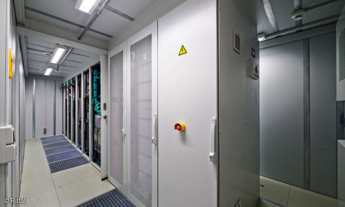 Das modulare, standardisierte Rechenzentrum „RiMatrix S“ von Rittal unterstützt die Anforderung von Unternehmen nach mehr Agilität und Skalierbarkeit: Vorgedachte, vorzertifizierte Module bieten eine hohe Planungssicherheit und eine einfache Einbindu