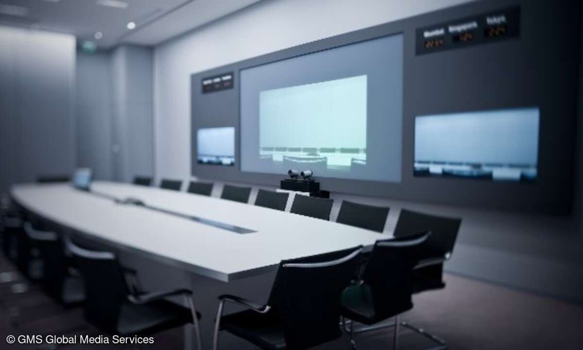 Moderne Videokonferenzräume verbinden globale Teams. Dank integrierter Medientechnik und ansprechendem Konferenzraummobiliar sind sie auch ein Aushängeschild für Unternehmen.