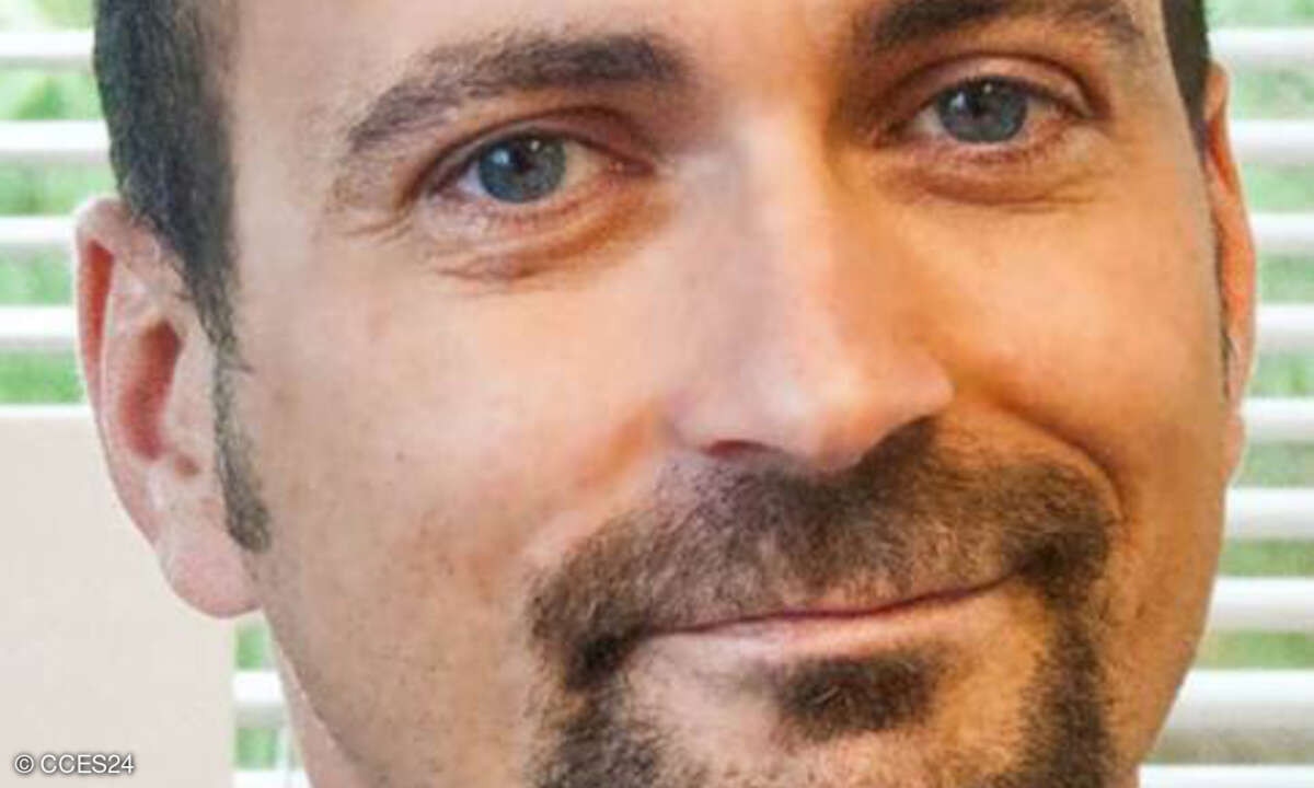 Dirk Moreno Arias, CEO beim Communication Center España 24 (CCES24)
