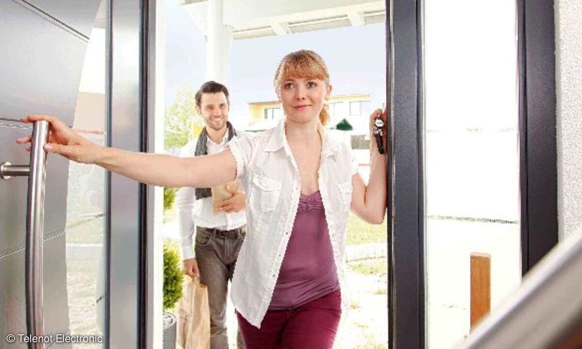 Auch die Zutrittskontrolle kann ohne Weiteres mit anderen Funktionen, wie Beleuchtung, kombiniert werden.