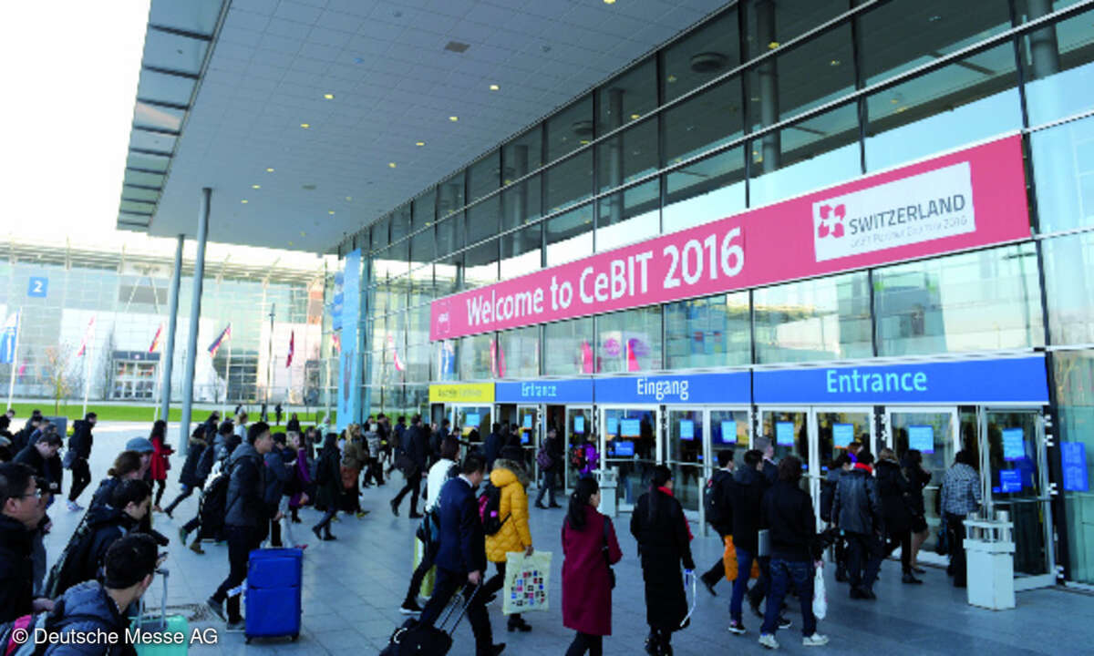 CeBIT - Eingang West