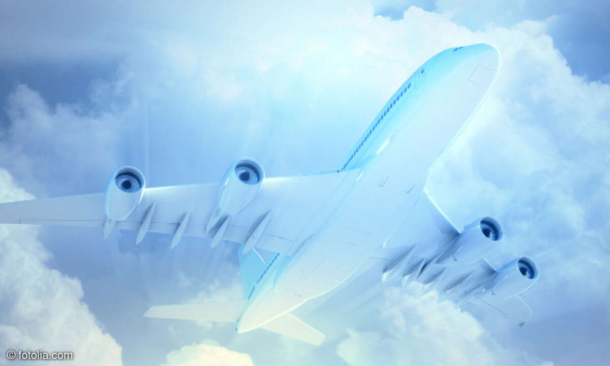 Flugzeug, Wolken