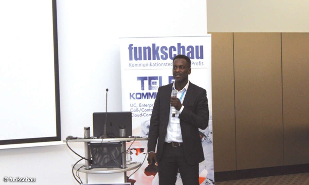 Manzu King, Prokurist bei Communicate