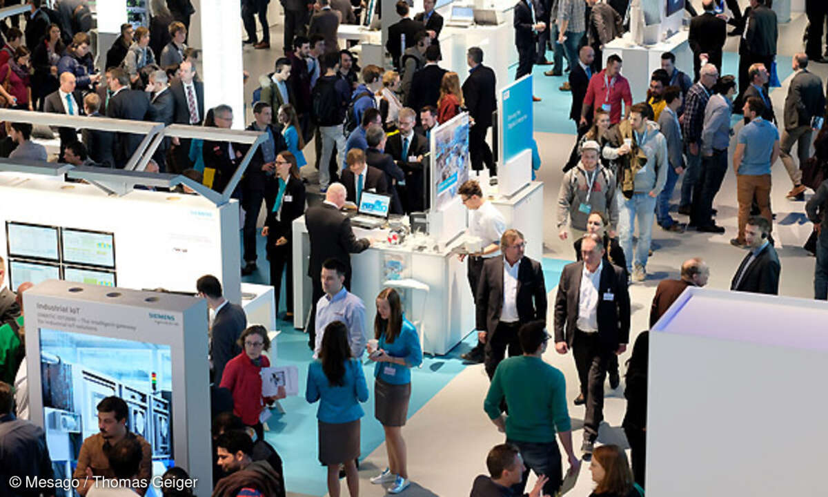 Messebesucher auf der SPS IPC Drives 2016