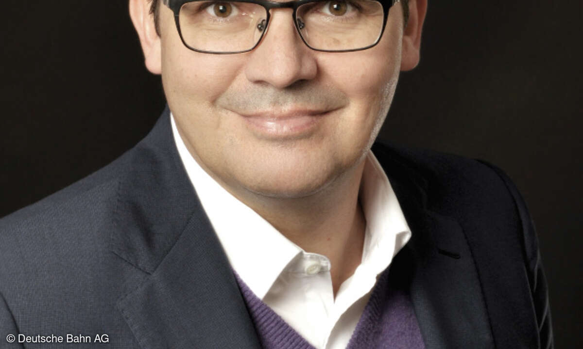 Stefan Stroh, ist Chief Digital Officer bei der Deutschen Bahn. Das Unternehmen befördert täglich rund 7,5 Millionen Reisende.Stefan Str