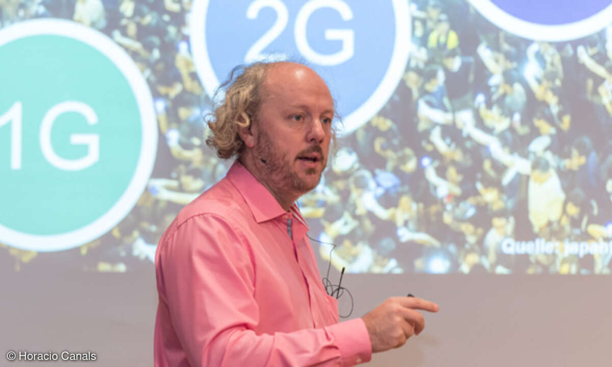 Prof. Dr.-Ing. Frank H. P. Fitzek, Deutsche Telekom-Professur für Kommunikationsnetze am Institut für Nachrichtentechnik der TU Dresden, hält einen Keynote-Vortrag auf dem Wireless Congress: Systems & Applications 2017 in München.