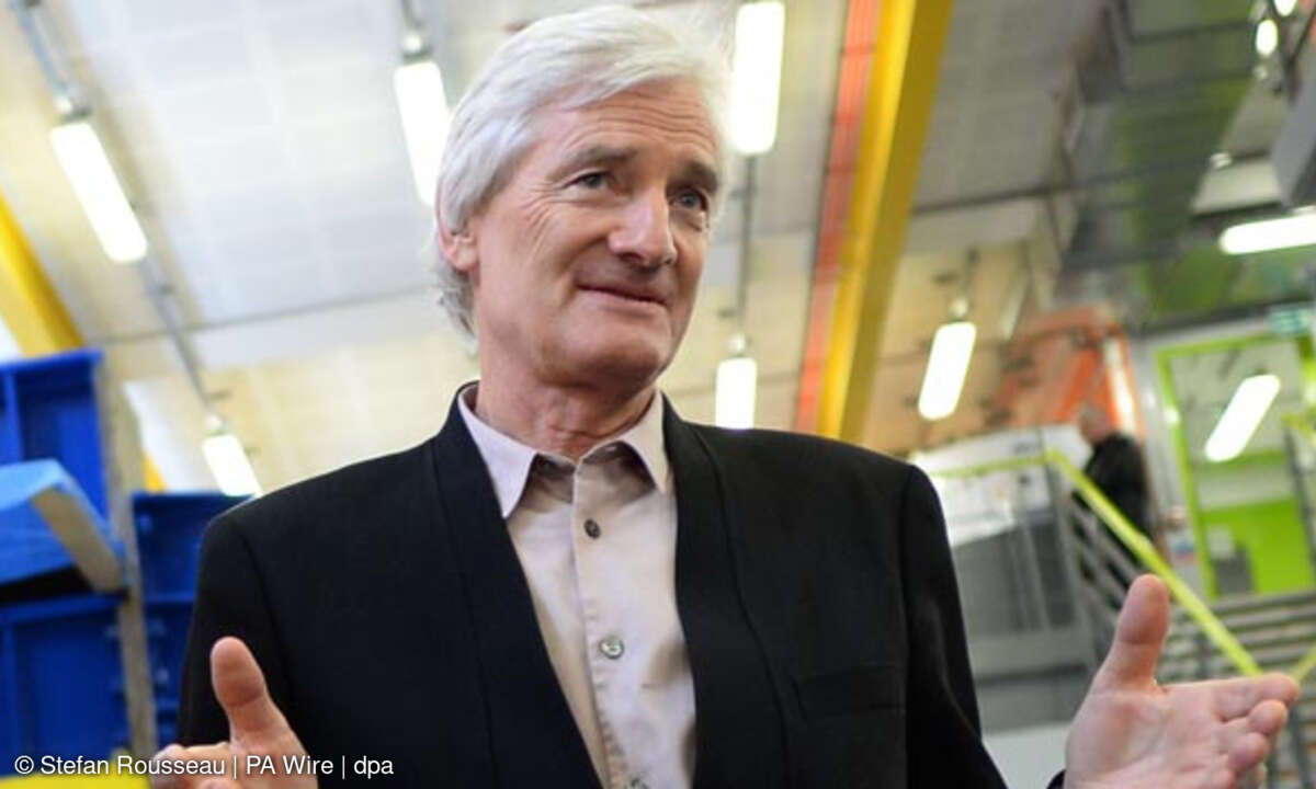 Sir James Dyson will mit seinem Unternehmen ab 2020 Elektroautos verkaufen. Laut der Financial Times gibt es sogar für gleich drei Elektroautos.