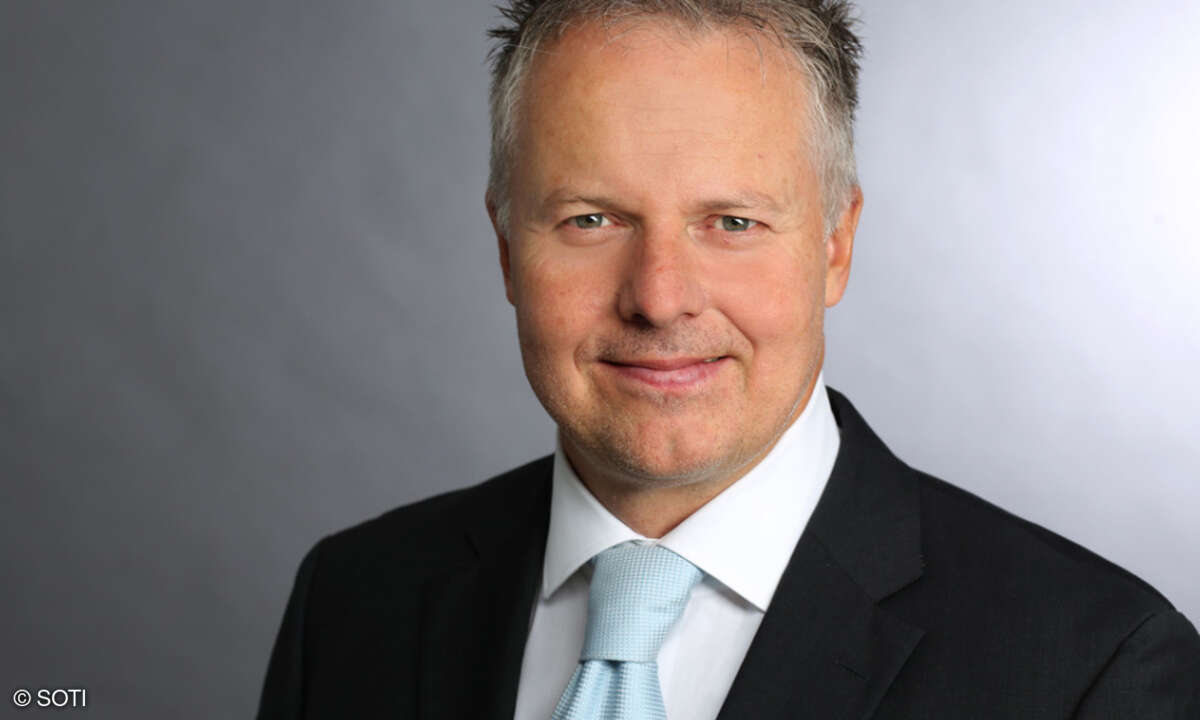 Stefan Mennecke, SOTI