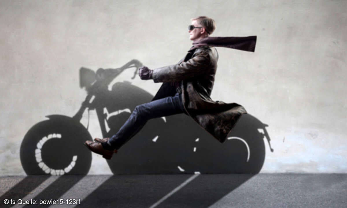 Mann auf Motorrad