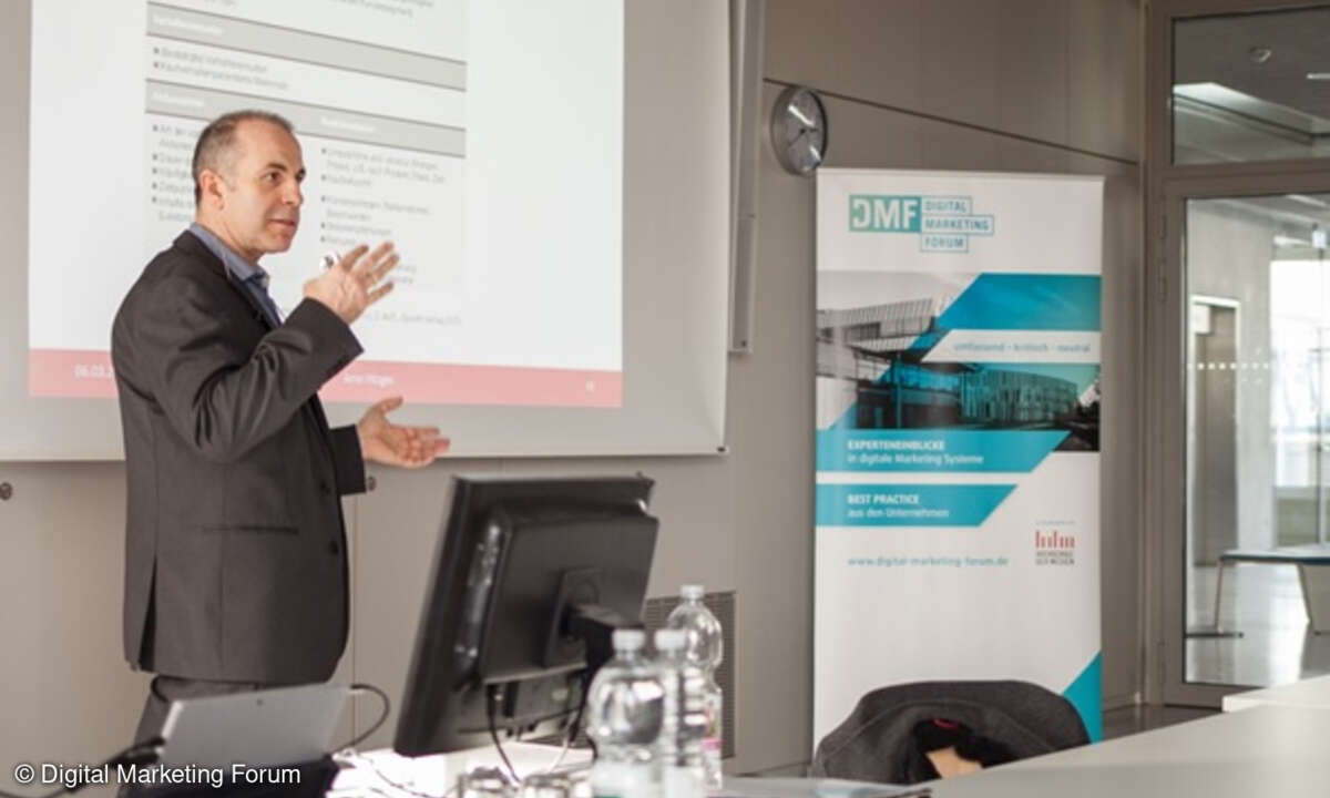 Prof. Dr. Arno Hitzges auf dem Digital Marketing Forum