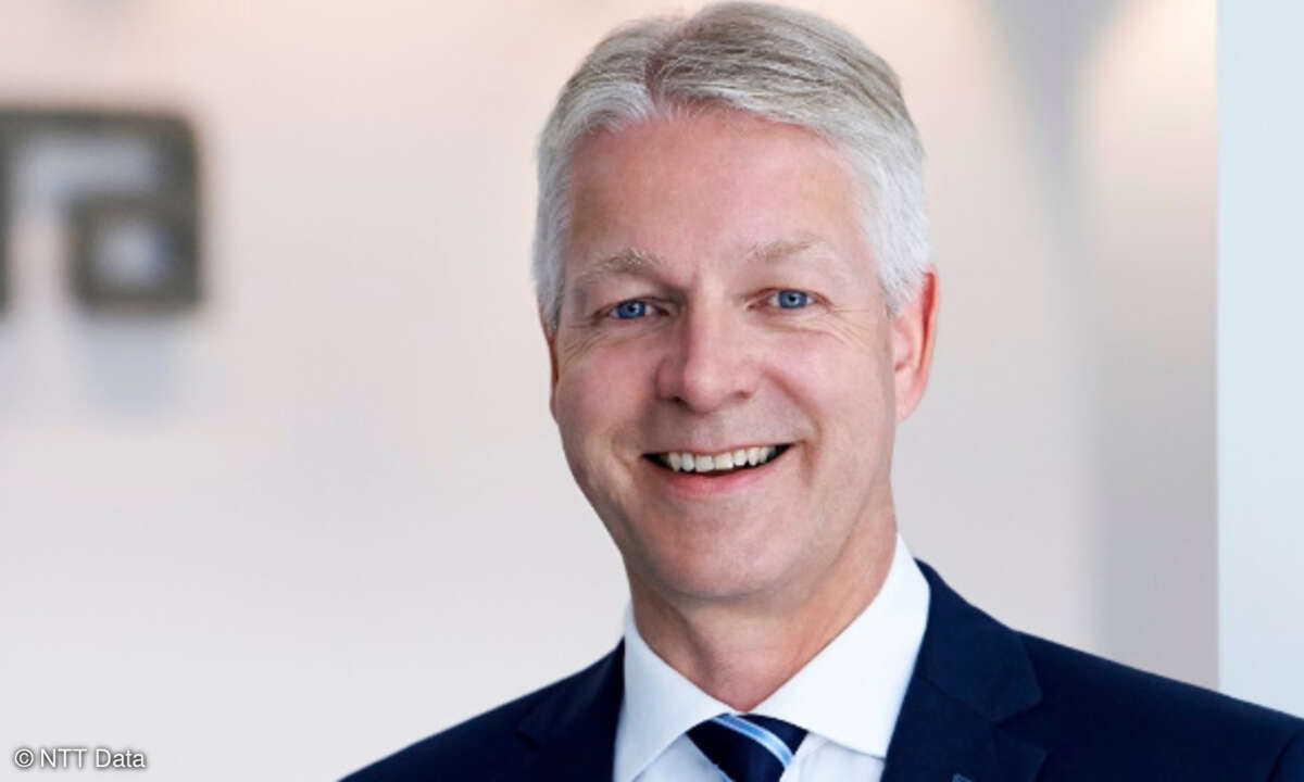 Swen Rehders, NTT Data
