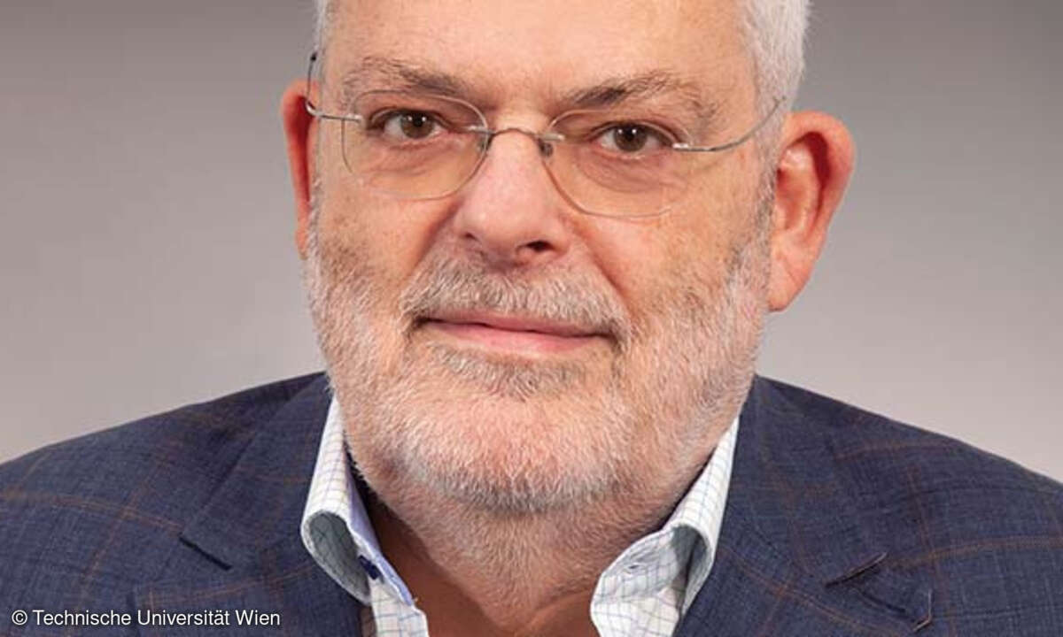 TU Wien Prof Herbert Stoeri Supercomputer Rechenzentrum