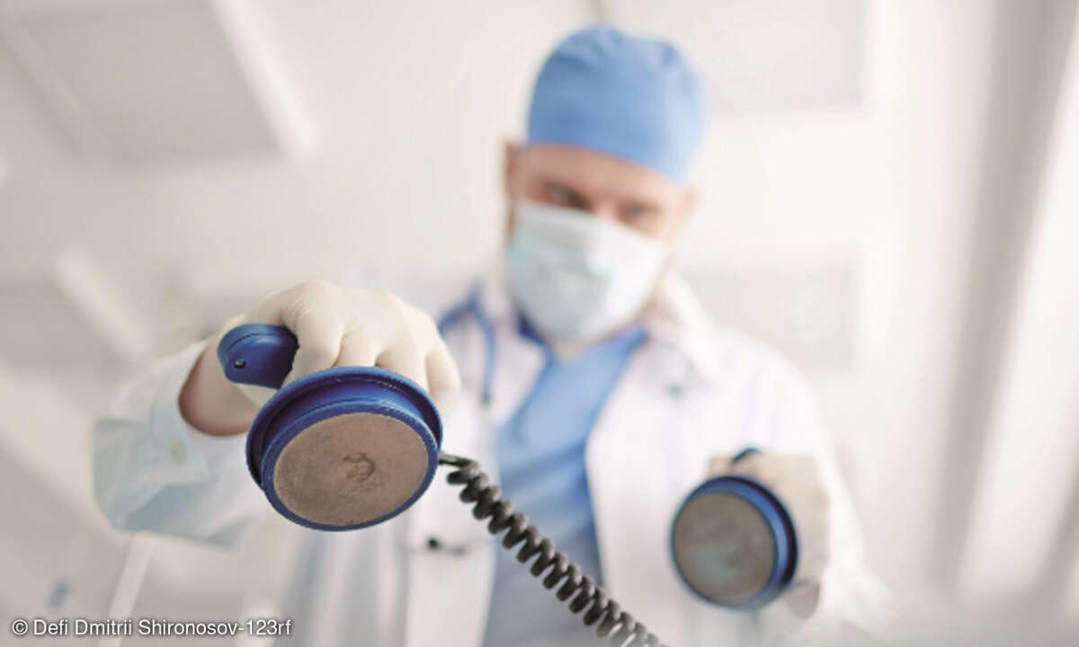 Defibrillator Wiederbelebung