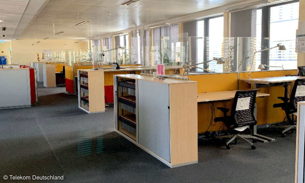 verwaistes Servicecenter Brühl Telekom