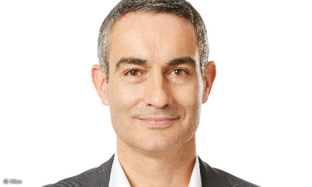 César Flores-Rodríguez, Nfon