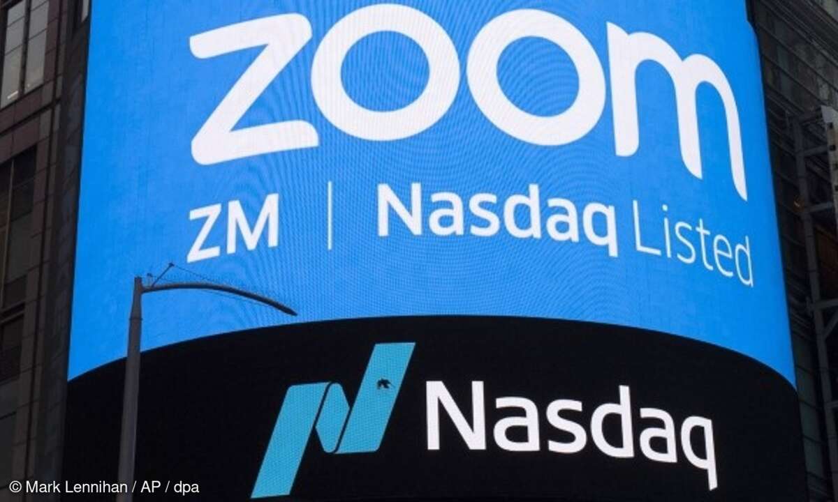 Zoom, Nasdaq