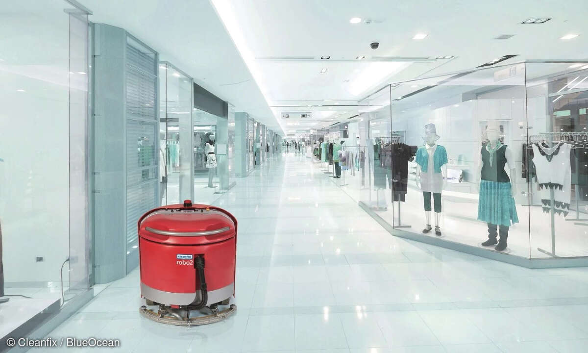 Bodenreinigung per Roboter in einem Einkaufszentrum