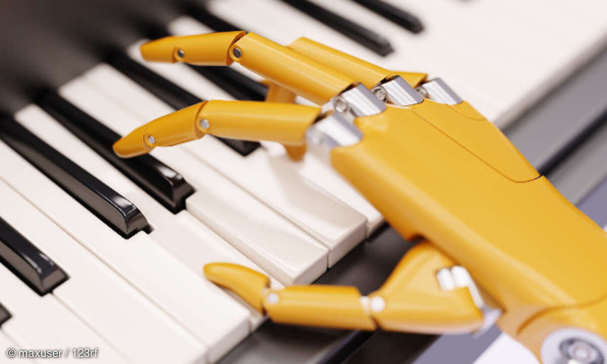 Roboter spielt Klavier