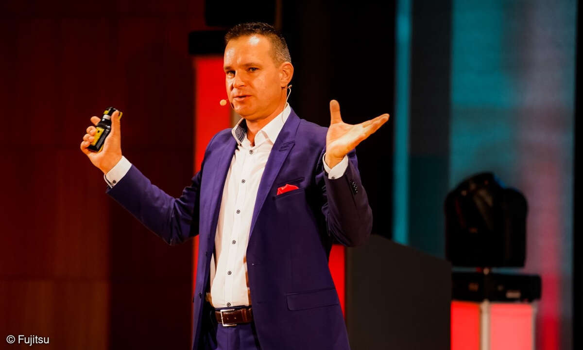Stefan Roth, Fujitsu