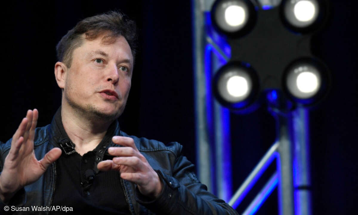 Elon Musk, Tesla