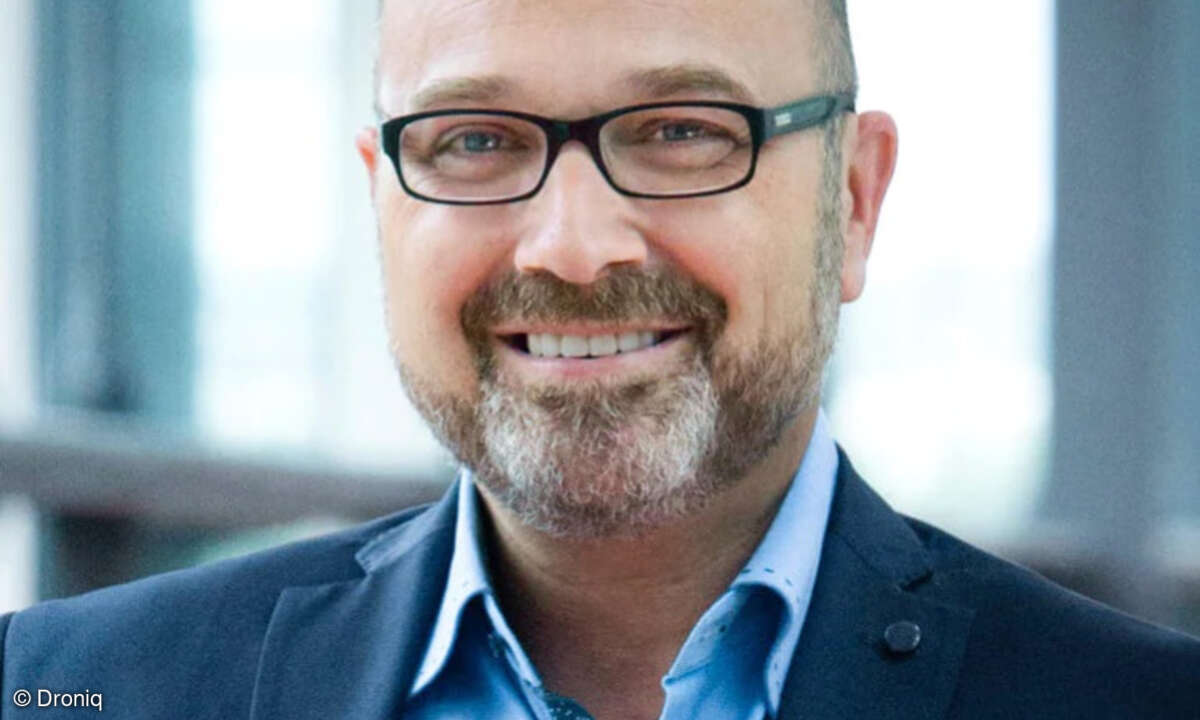 Ralph Schepp, Droniq