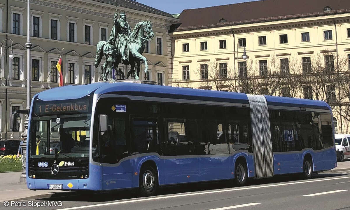 Mercedes-Benz eCitaro Elektro-Gelenkbus