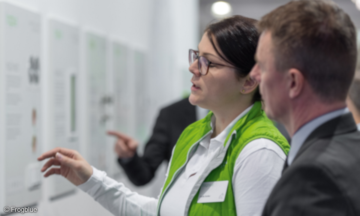 Impressionen vom Frogblue-Messestand auf der Light + Building 2018.
