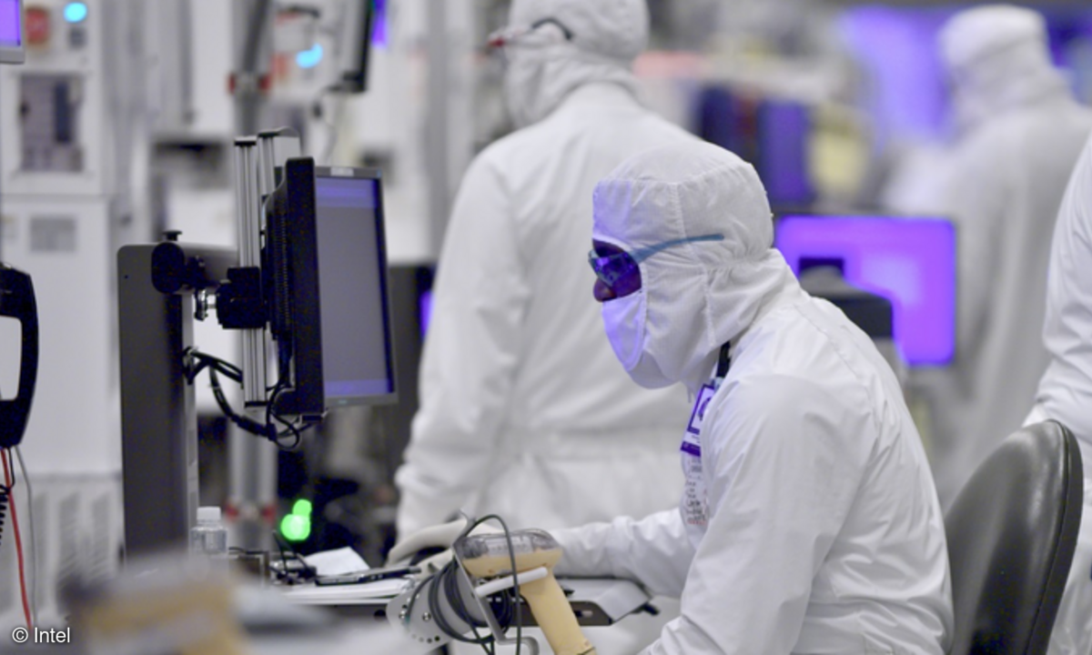 Intel Manufacturing
