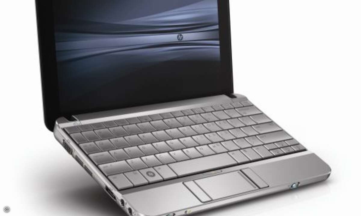 HP zeigt unter anderem eine neue Version seines Netbooks »HP Mini«. »HP Mini 2140« steckt wie das Vorgängermodell in einem robusten Alu-Gehäuse. Das hochauflösende 10,1 Zoll-Display im 16:9-Format mit LED-Hintergrundbeleuchtung gibt’s mit der Auflösu