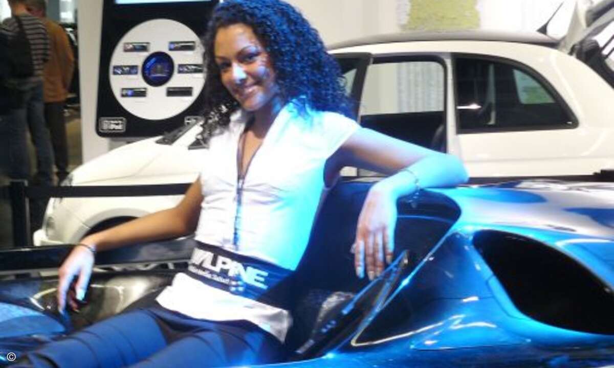 Und da sage nochmal einer, Sportwagen seien nicht gemütlich.