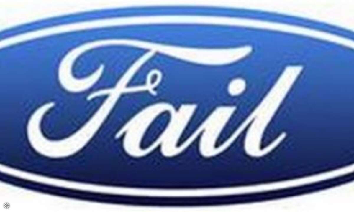 Umso lobenswerter ist, dass sich offenkundig auch in den Chefetagen Zerknirschung breit macht. Der Vorstandvorsitzend kommt plötzlich mit dem Ford Ka ins Büro, und selbst Chrysler hat leichte, wenn auch stilistisch gelungene Modifikationen an seinem