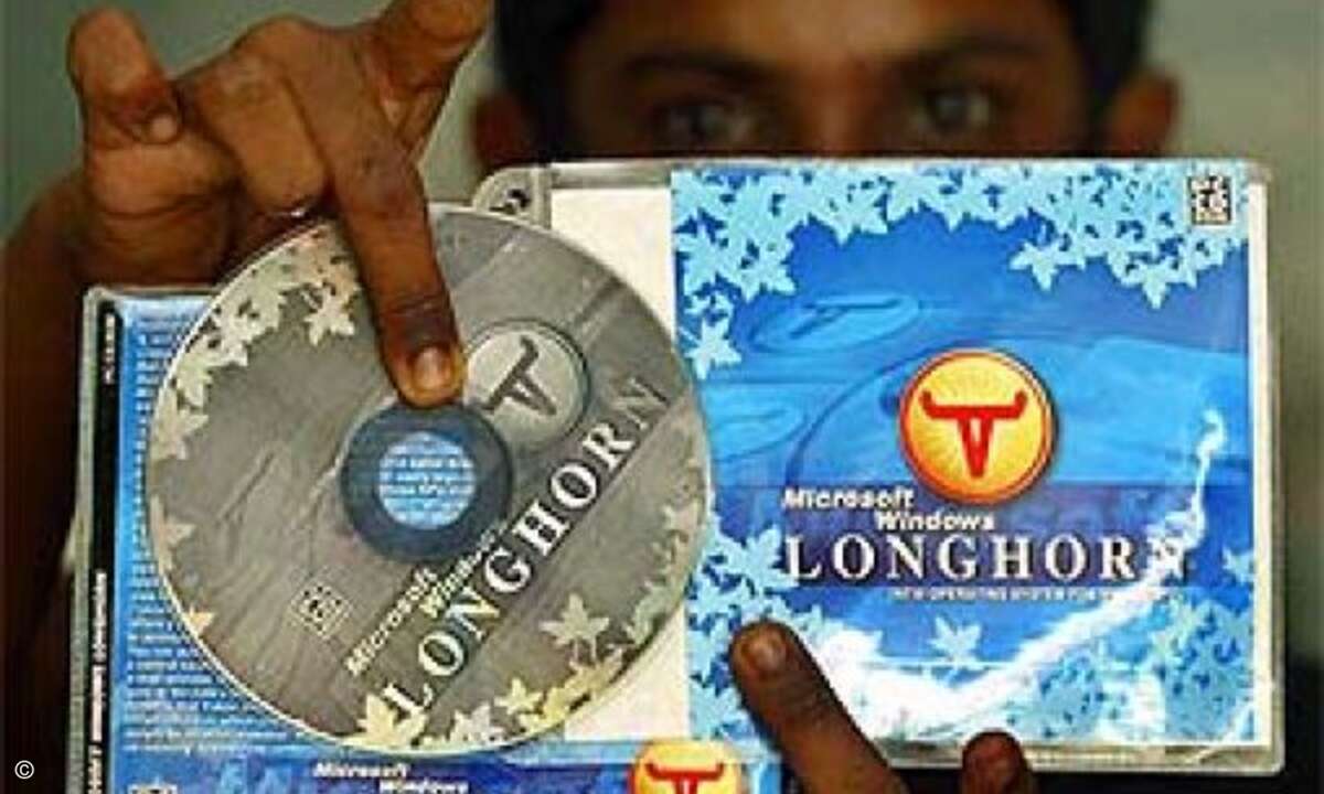 Dieser Malaysische Kopierer ist sichtlich stolz auf seine schöne Longhorn-Kopie. Dumm nur, dass das System eigentlich unter dem Namen Vista verkauft wird.