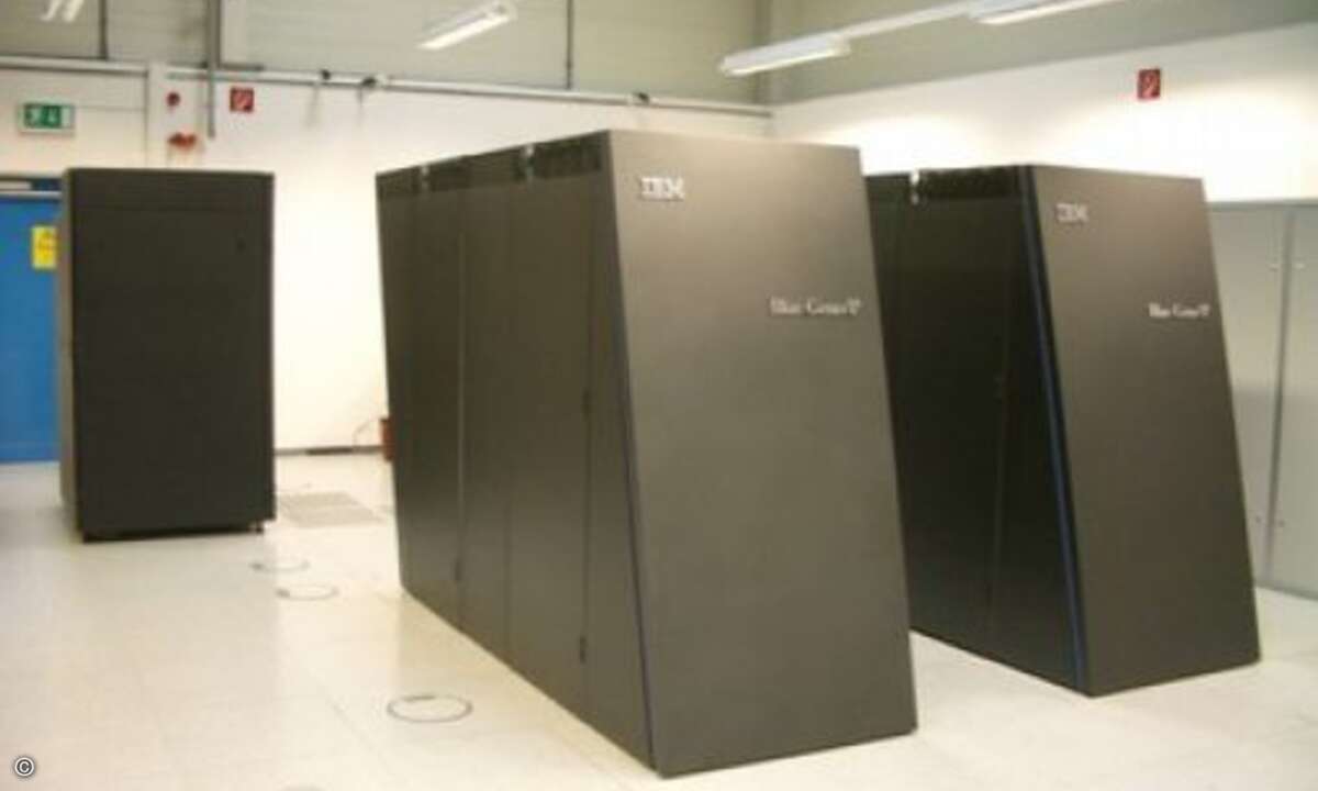 Mit seinem System Genius (IBM) hat die Max Planck Gesellschaft auch noch einen zweiten Superrechner unter den Top 5. (16.384 Prozessoren, 46.830 GFlops Rmax )