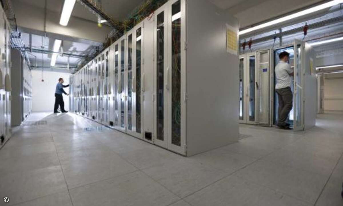 ATLAS bringt der Max Planck Gesellschaft den dritten Eintrag unter den leistungsstärksten deutschen Rechnern. (5.420 Prozessoren, 32.800 GFlops Rmax )