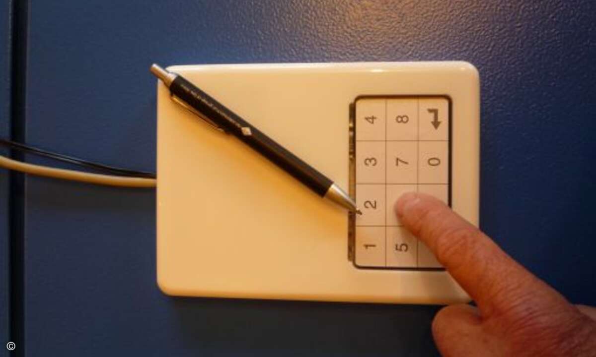 Unterschriftsdynamik. Vorteil: traditionelle Unterschrift kann mit Erkennung verbunden werden, daher hohe Benutzerakzeptanz.