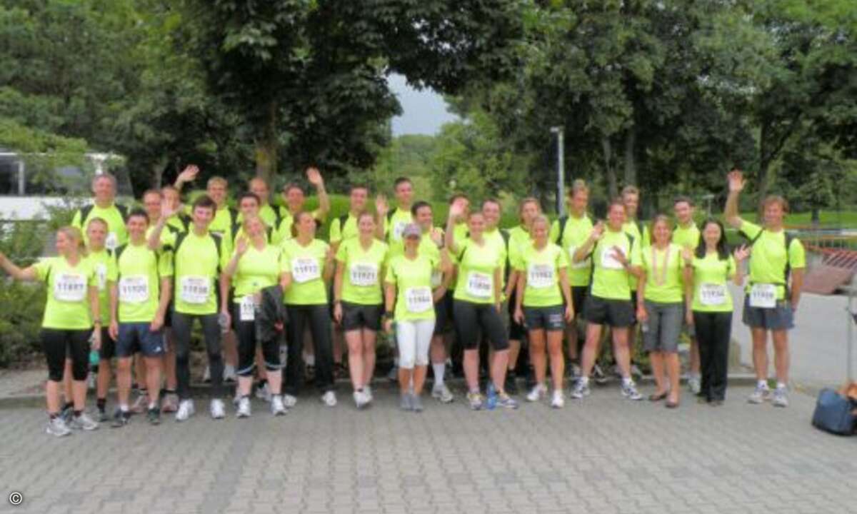 30 Läufer in 6 Teams schickte Ingram Micro in den B2Run-Firmenlauf 2009 in München.