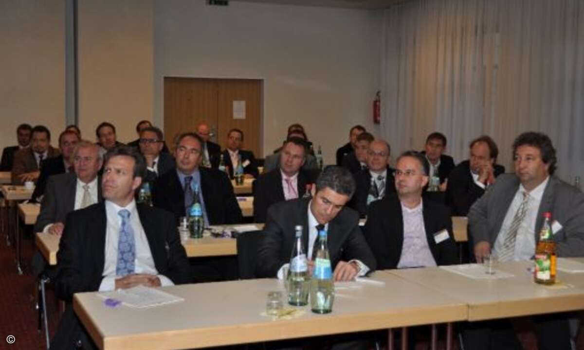Aufmerksame Zuhörer beim IT-Spitzentreff